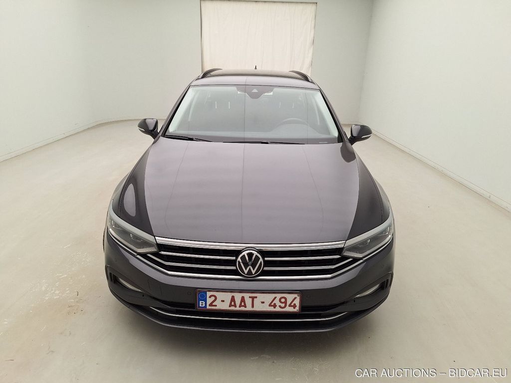 Volkswagen Passat-variant- VARIANT FL19. VOLKSWAGEN PASSAT VARIANT 2.0 TDI SCR 110KW DSG7 S, 2021