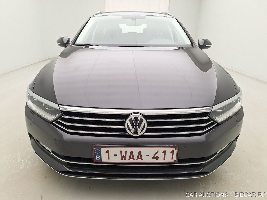 Volkswagen Passat8 VARIANT 14. VOLKSWAGEN PASSAT VARIANT 1.6 TDI HIGHLINE BUSINES, 2019