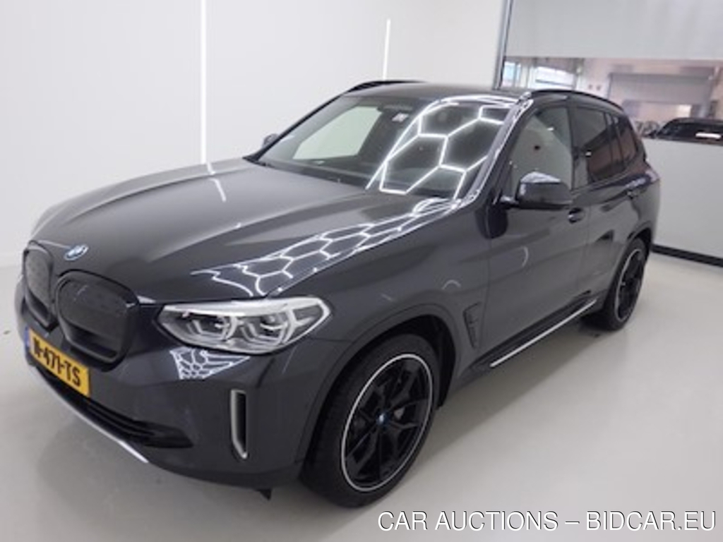BMW Ix3 80kWh High Executive 5d