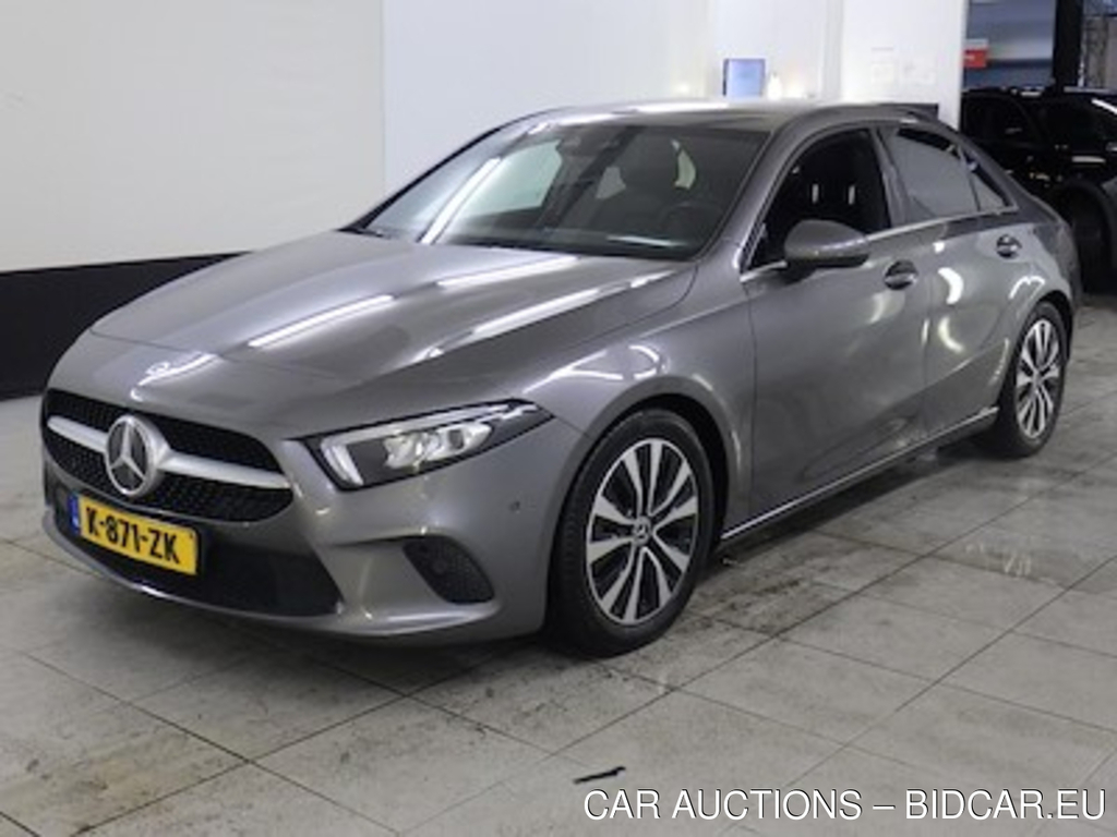 Mercedes-Benz A-klasse limousine A 220 d DCT 4d