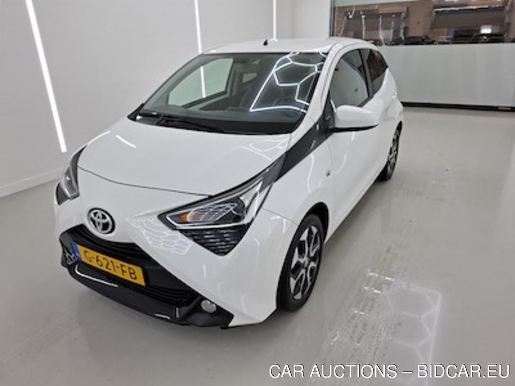 Toyota Aygo 1.0 VVT-i x-joy 5d