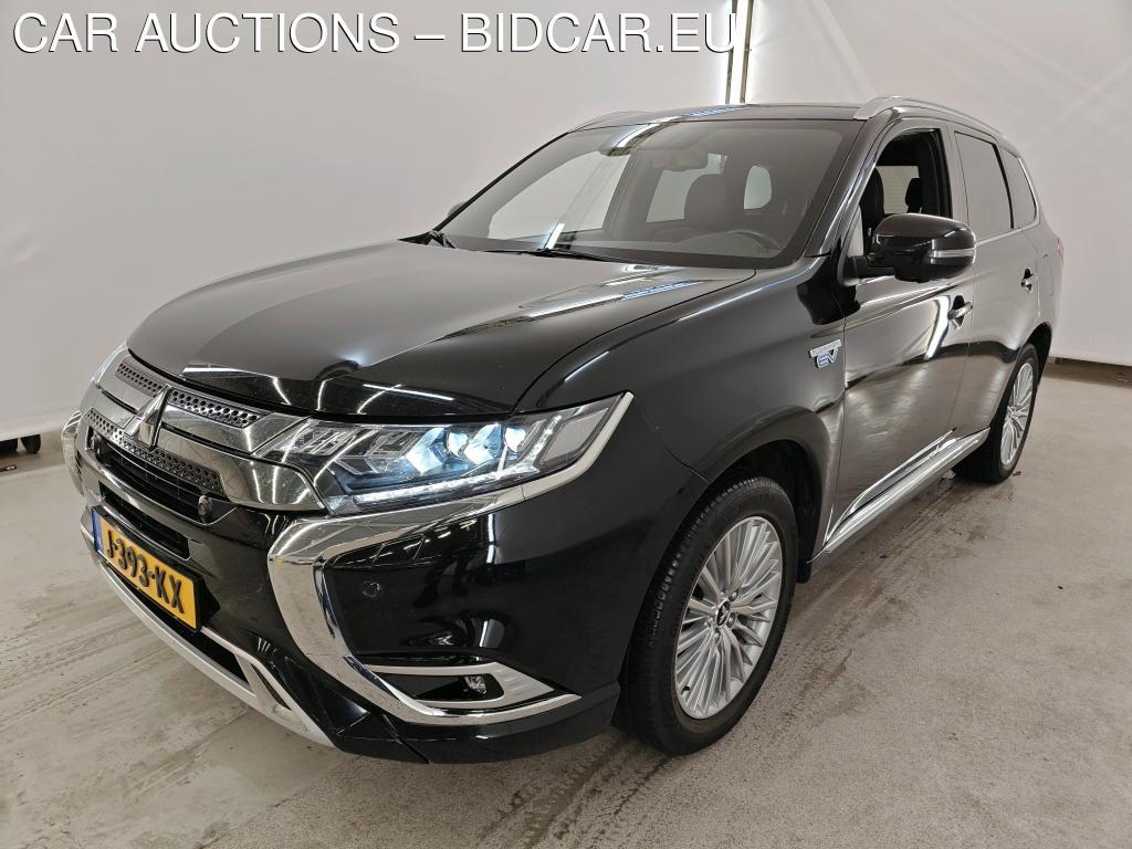 Mitsubishi Outlander 2.4 PHEV INSTYLE, 2020
