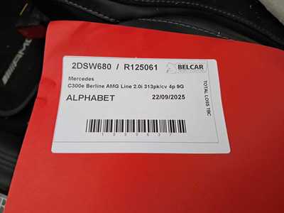 Mercedes C-Klasse C300e Berline AMG Line 2.0i 313pk/cv 4p 9G-Tronic, 2023