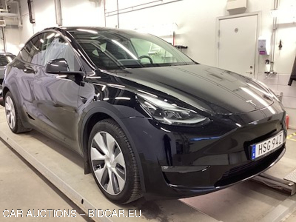 Tesla Model Y Long Range AWD