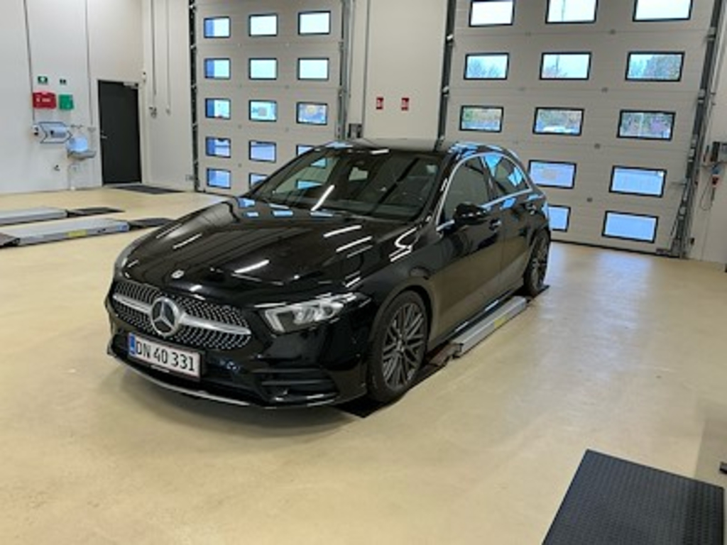 Mercedes-Benz A-KLASSE 2.0 A 200 BUSINESS AMG DCT UA!,