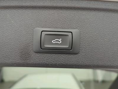 Audi A4 2.0 40 TDI ADV ATTRACTION S TRONC QUA AV