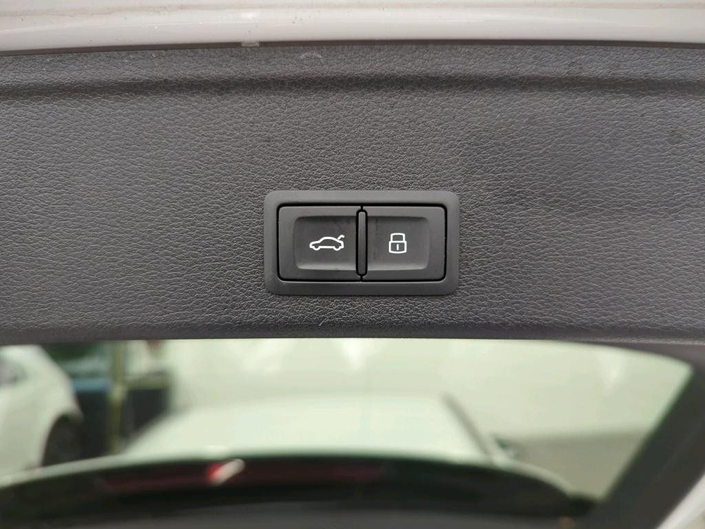 Audi A4 40 Tdi S Line S Tronic Quattro