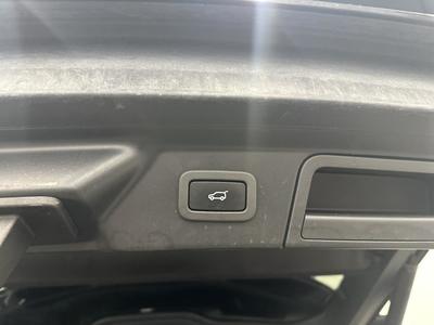 Land Rover Range rov ER VELAR 2.0 P300 R-DYNAMIC SE AUTO 4WD