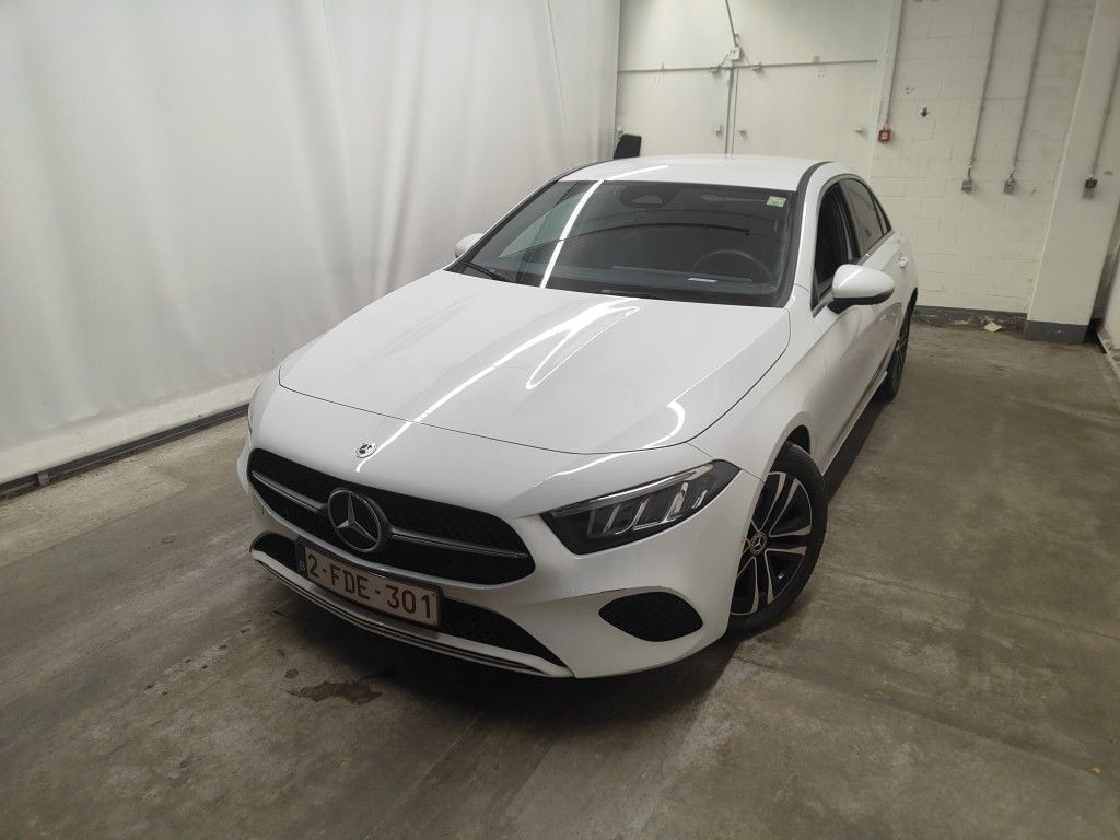 Mercedes A-klasse-lim-17 LIMOUSINE A 180 BUSINESS LINE 4D, 2024