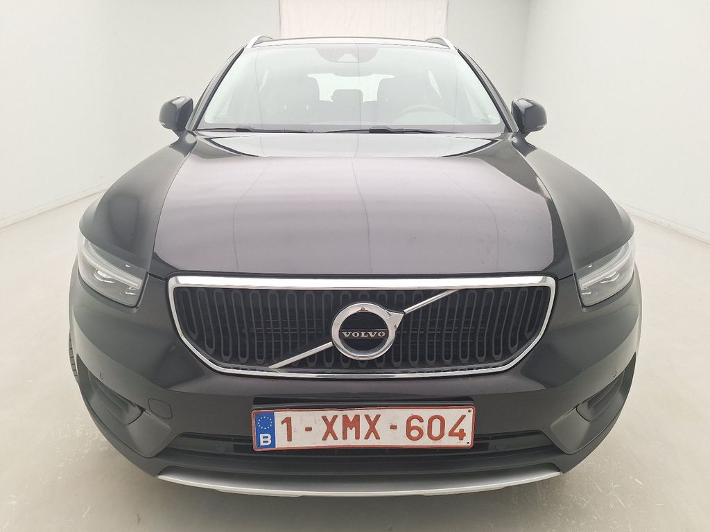 Volvo Xc40 17. VOLVO XC40 T5 TWIN ENGINE MOMENTUM PRO 5D, 2020