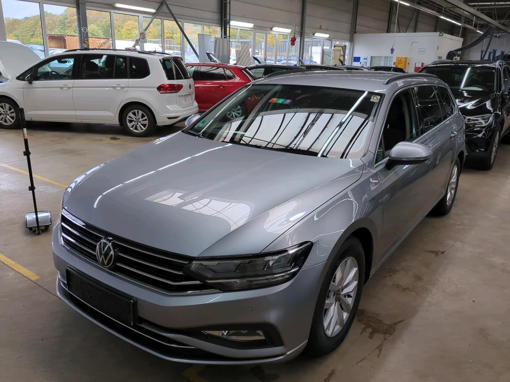 Volkswagen Passat VARIANT 2.0 TDI SCR DSG Business, 2021