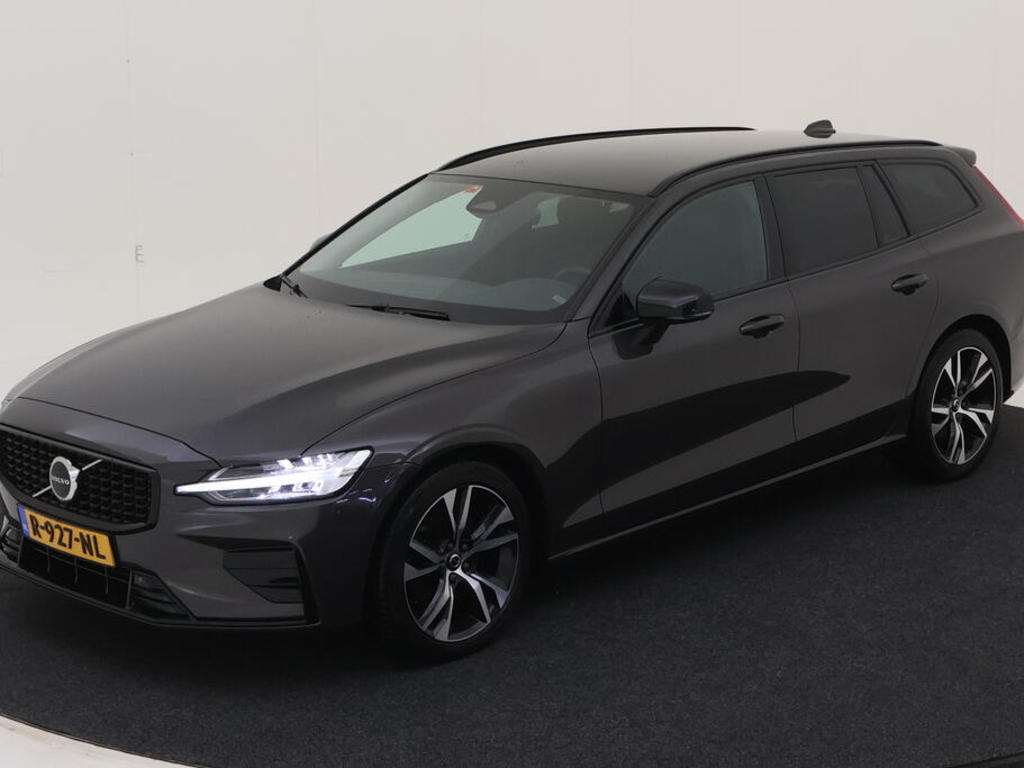 Volvo V60 2.0 B4 197PK AUT PLUS DARK TREKHAAK, 2022