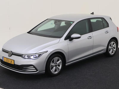 Volkswagen Golf 1.5 TSI 130PK LIFE BUSINESS CAMERA, 2021