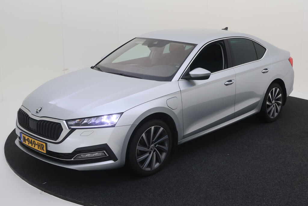 Skoda Octavia 1.4 TSI PHEV 204PK DSG BUSINESS EDITION PLUS COMFORT, 2021