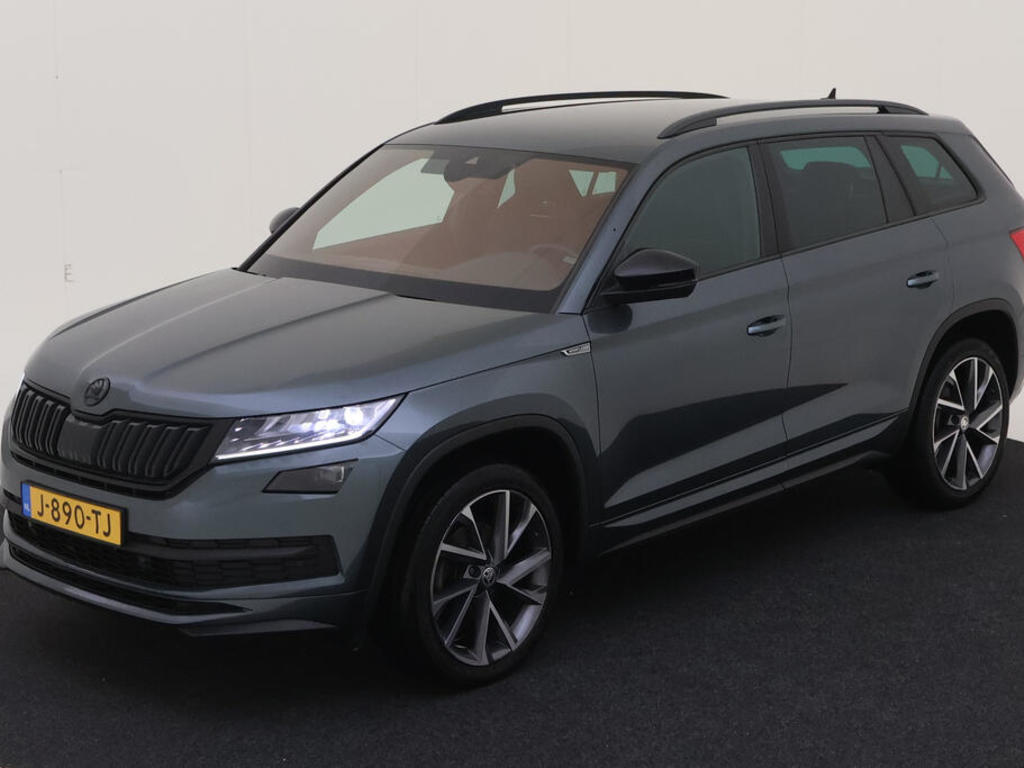 Skoda Kodiaq 1.5 TSI 150PK DSG SPORTLINE BUSINESS COMFORT FUNCTIE HAAK 7P TREKHAAK, 2020