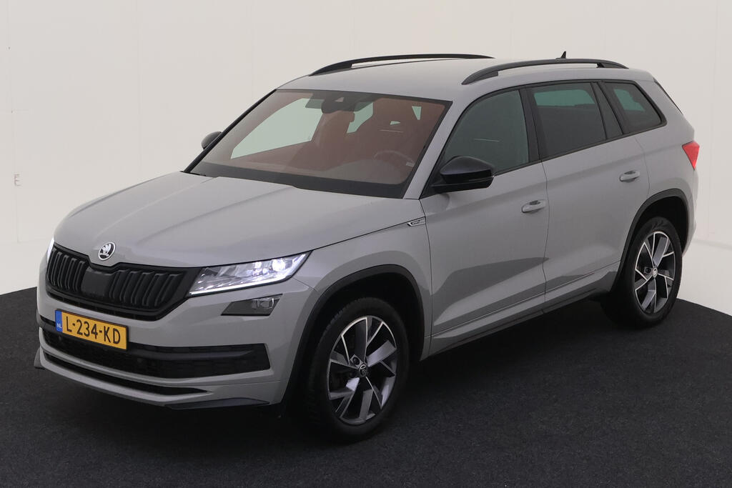 Skoda Kodiaq 1.5 TSI 150PK DSG SPORTLINE BUSINESS FUNCTIE HAAK 7P TREKHAAK, 2021