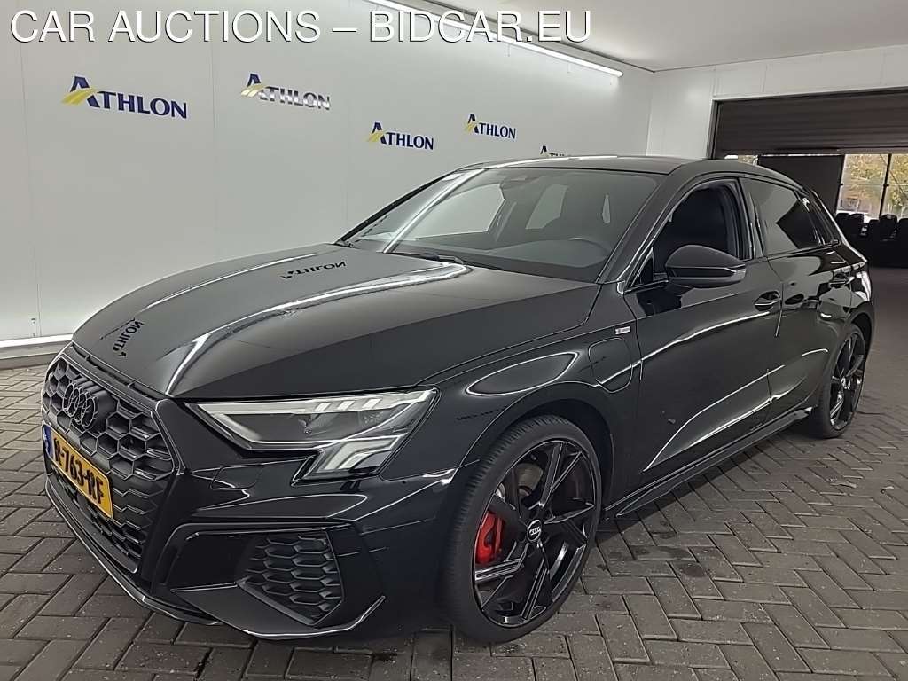 Audi A3 Sportback 45 TFSI E S TRONIC S EDITION COMPETITION 5D 180KW, 2022
