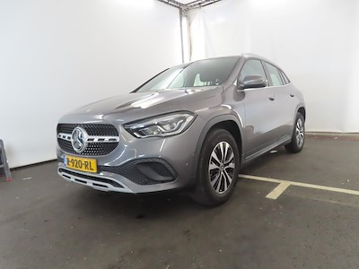 Mercedes-Benz GLA GLA 180 DCT Business Solution 5d