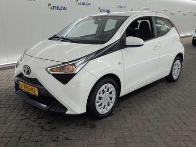 Toyota Aygo 1.0 VVT-I X-PLAY 5D 53KW, 2021