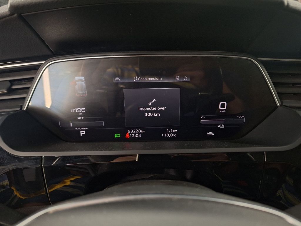 Audi E-tron-gen 19 BEV. AUDI E-TRON 55 QUATTRO S-LINE 5D, 2021