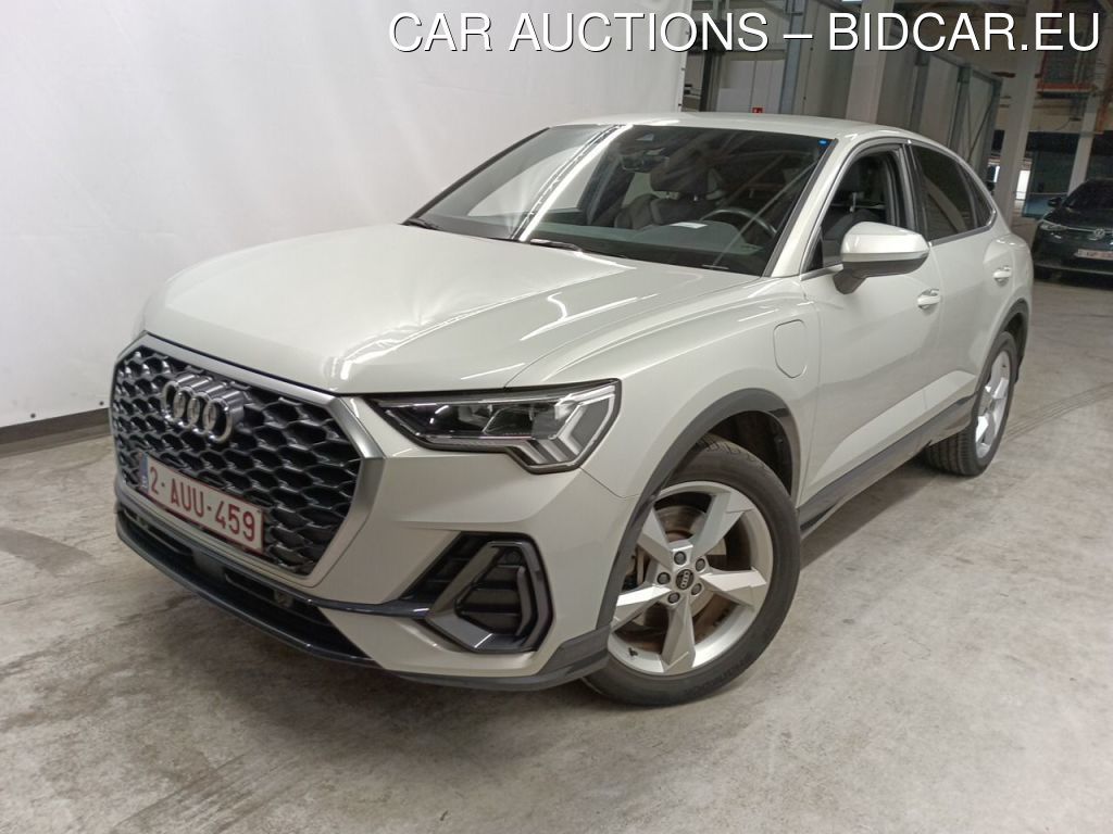 Audi Q3-sportback SPORTBACK 45 TFSI E S TRONIC 5D, 2021