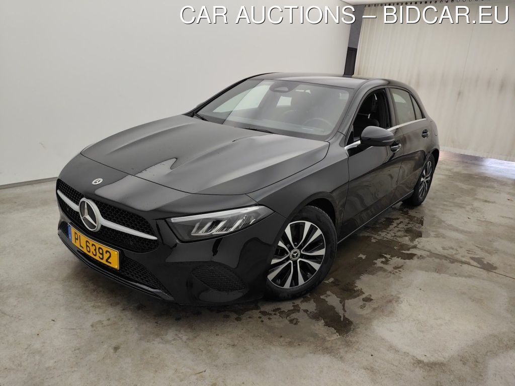 Mercedes A-klasse-bm177 A (W177) A 180 136HP BUSINESS LINE 5D, 2023