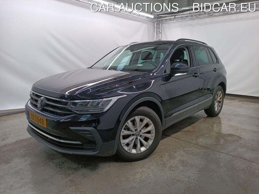 Volkswagen Tiguan-ax1 DIESEL - 2021 2.0 TDI 150 SCR LIFE BMT DSG 5D, 2022
