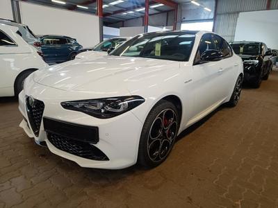 Alfa Romeo Giulia 2.0 TURBO 16V AT8-Q4 Veloce, 2024