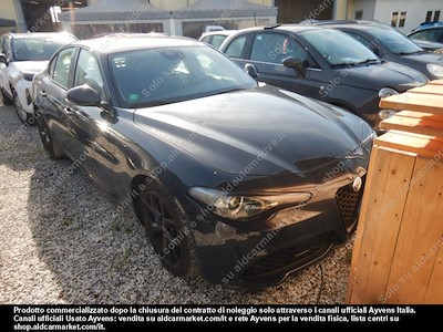 Alfa Romeo giulia 2.2 turbo at8 -
