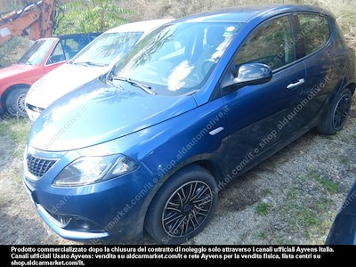 Lancia ypsilon ecochic 1.0 firefly 70cv -