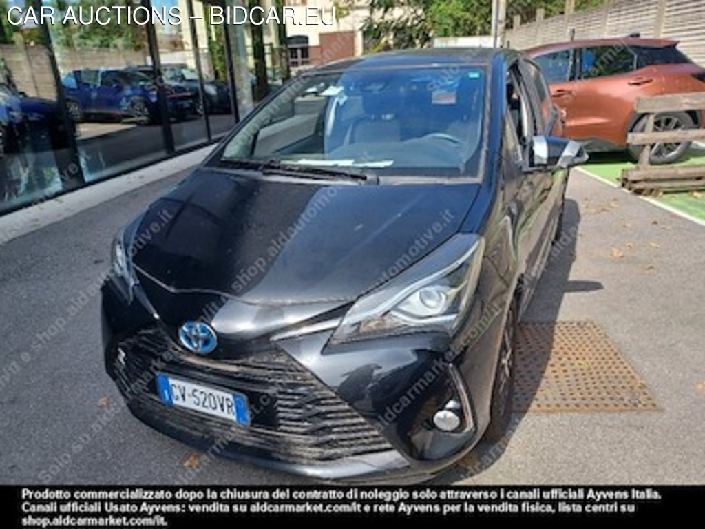 Toyota yaris 1.5 hybrid active hatchback -