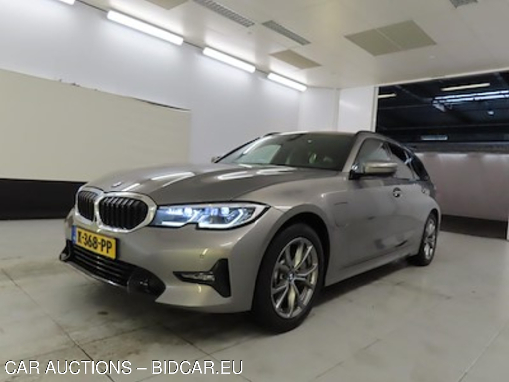 BMW 3 serie touring 330e eDrive Edition Model Sport Line