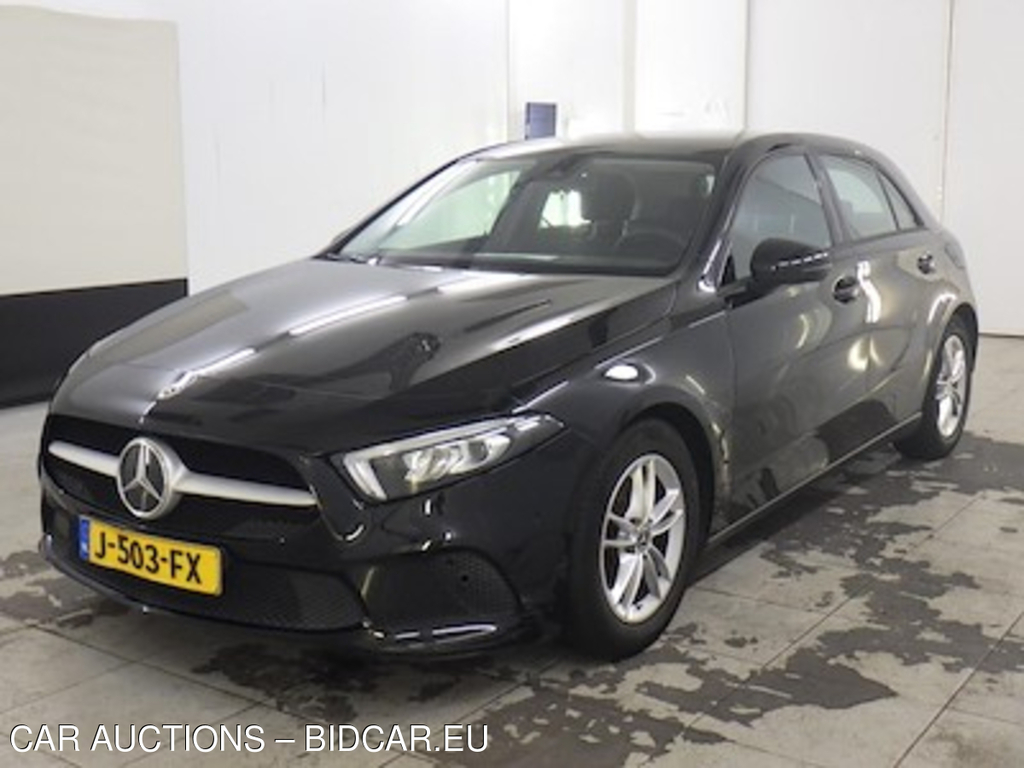 Mercedes-Benz A-klasse A 180 7G-DCT Business Solution 5d