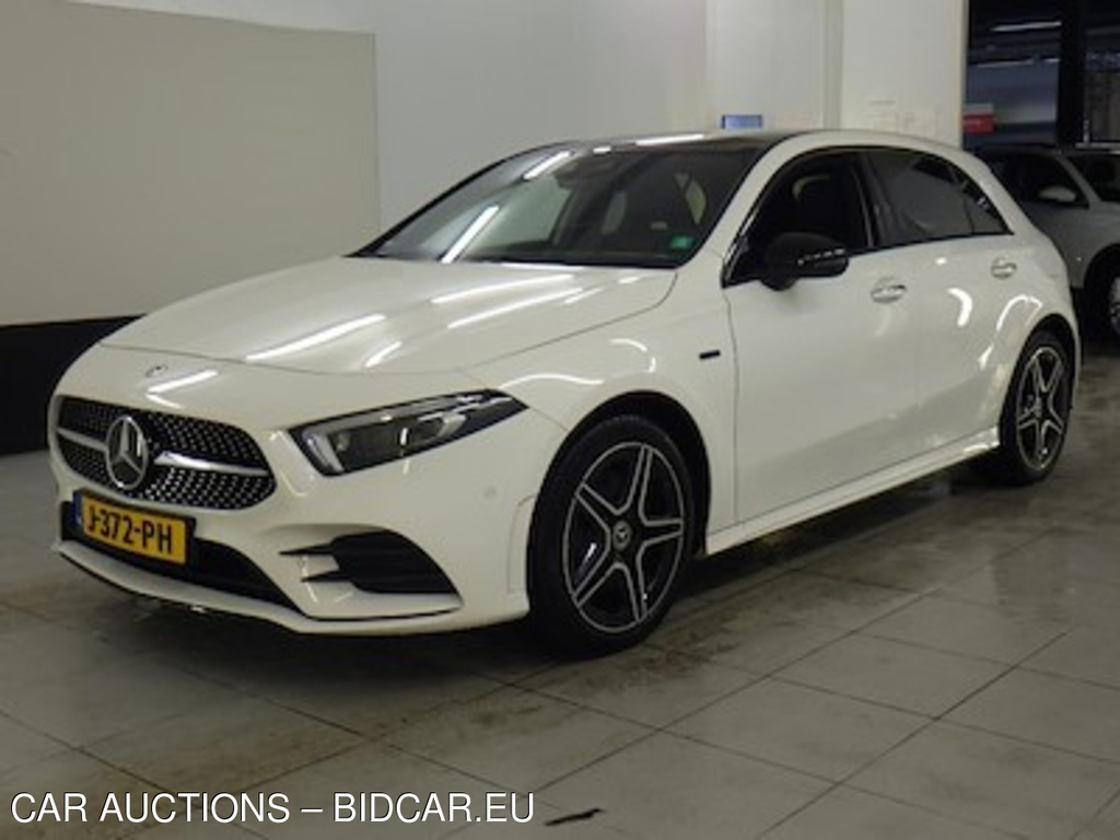 Mercedes-Benz A-klasse A 250 e 8G-DCT Business Sol AMG Limited 5d