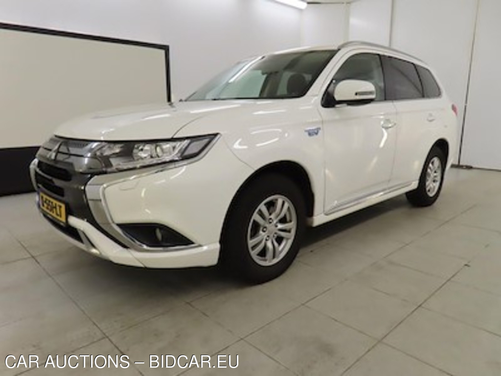 Mitsubishi Outlander PHEV Pure 5d - REAR SHOCK ABSORBERS + REAR STABILIZER BAR + ENGINE MOUNT BROKEN