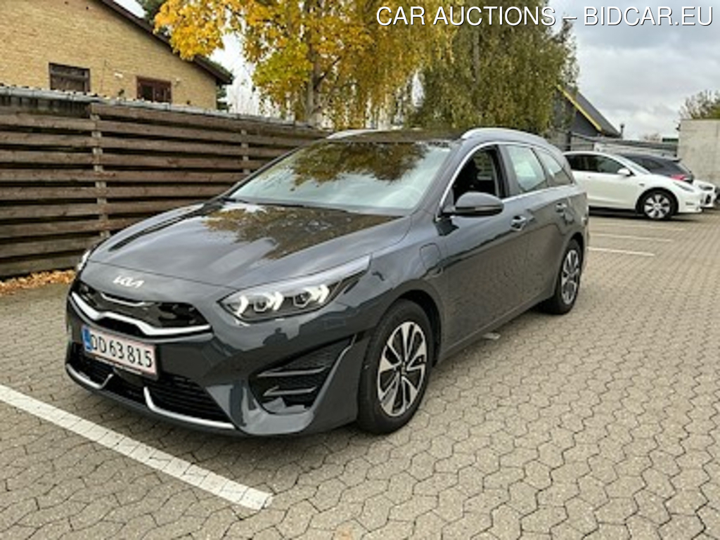 Kia Ceed 1.6 Gdi Phev 141 Prestige Dct MY22 UA!,