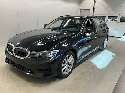 BMW Series 3 330e Sport Line Touring Auto UA!