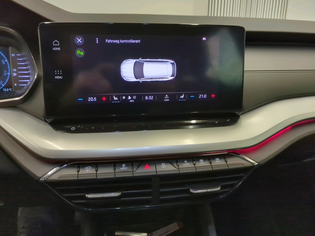 Skoda OCTAVIA 1.0 TSI MHEV AMBITION