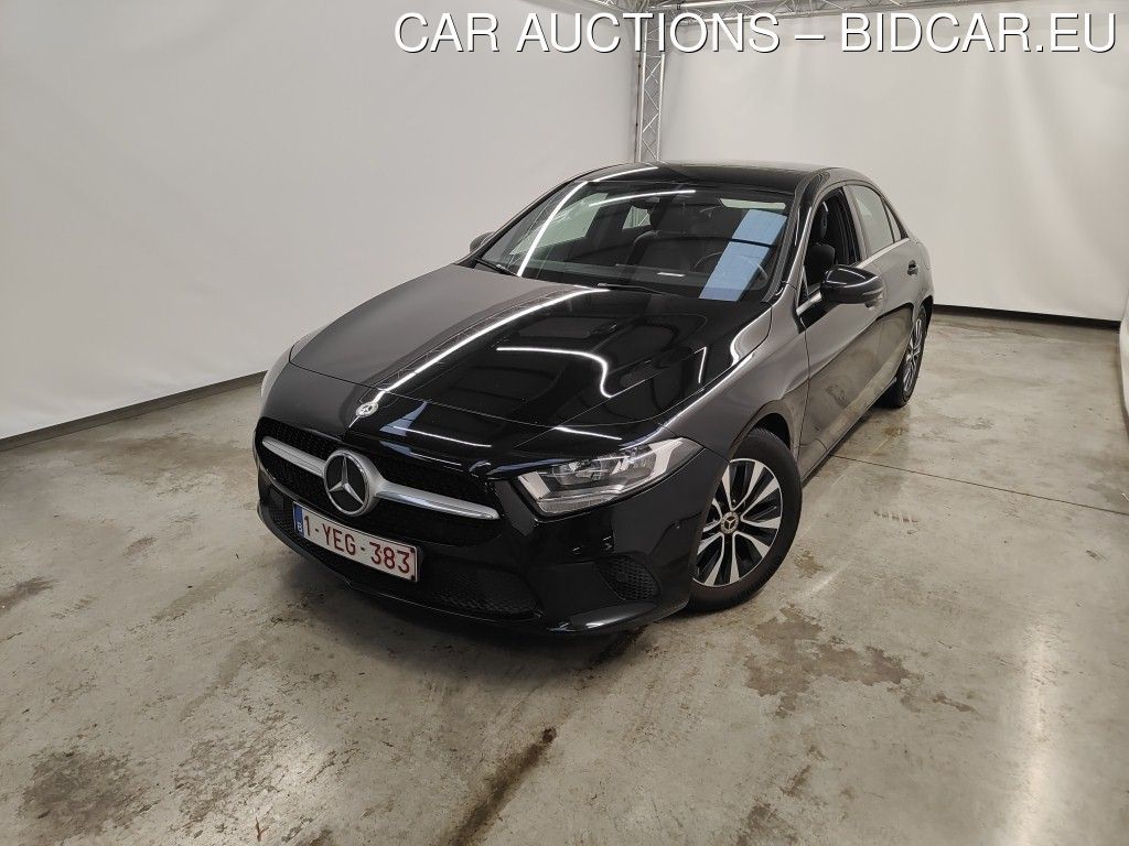 Mercedes A-klasse-lim-17 LIMOUSINE A 180 D DCT BUSINESS SOLUTION 4D, 2020
