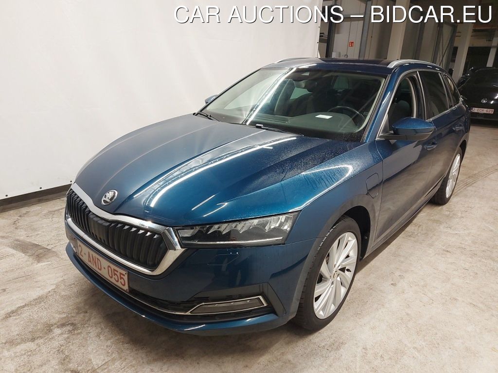 Skoda Octavia-combi-6 COMBI 1.4 TSI PHEV 150KW DSG6 CLEVER 5D, 2021