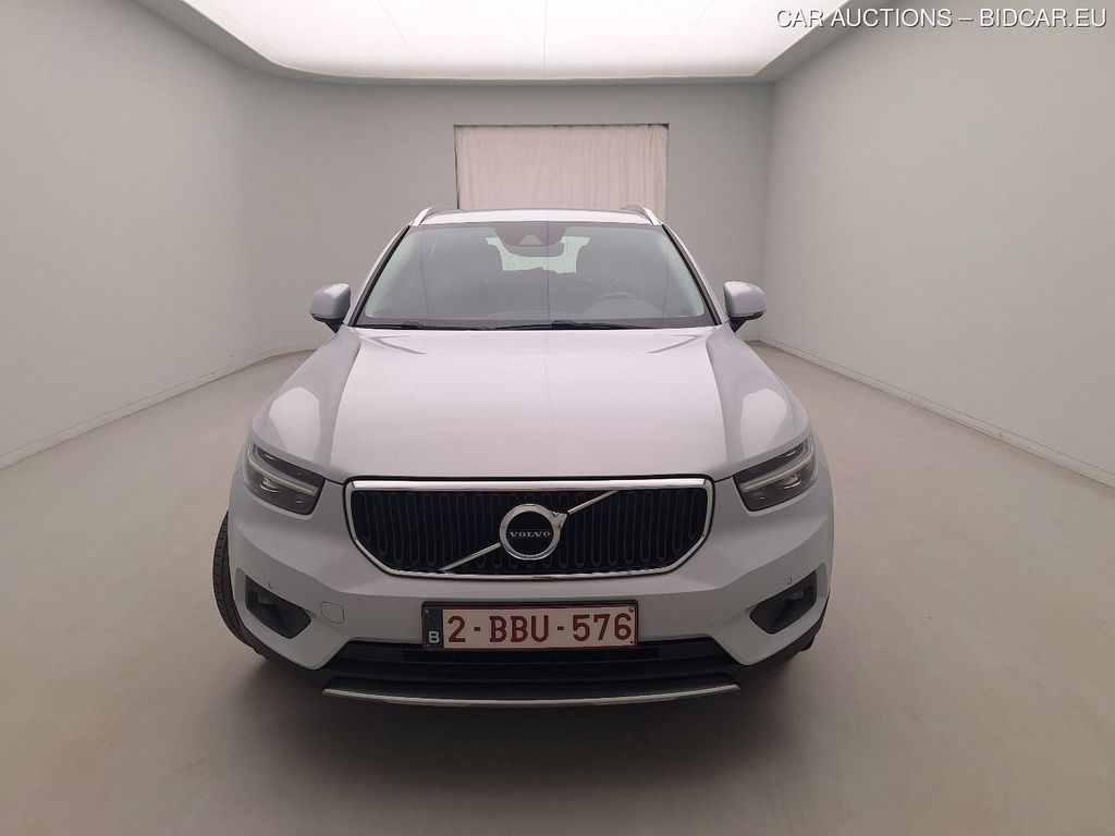 Volvo Xc40 17. VOLVO XC40 D3 GEARTRONIC MOMENTUM PRO 5D, 2021