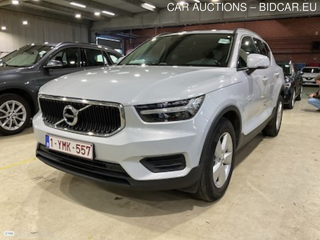 Volvo XC40 1.5 T2 MOMENTUM CORE