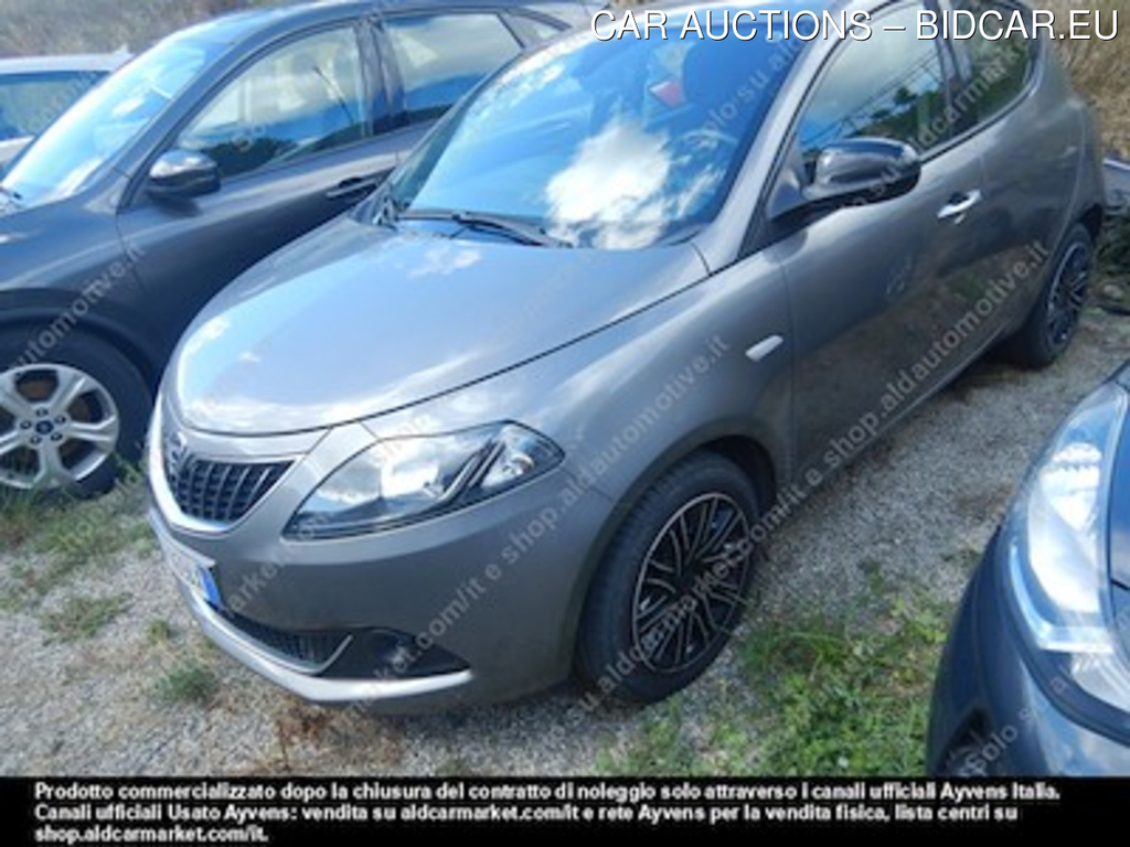 Lancia ypsilon ecochic 1.0 firefly 70cv -
