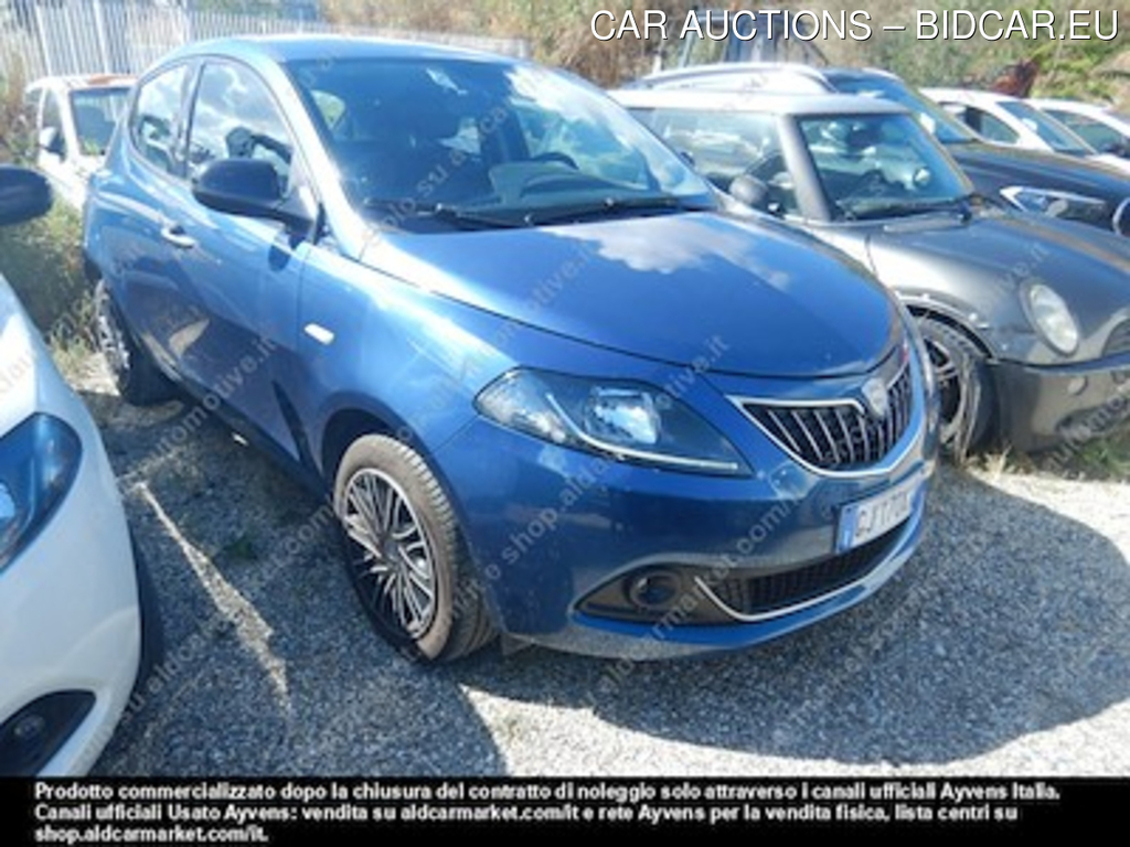 Lancia ypsilon ecochic 1.0 firefly 70cv -