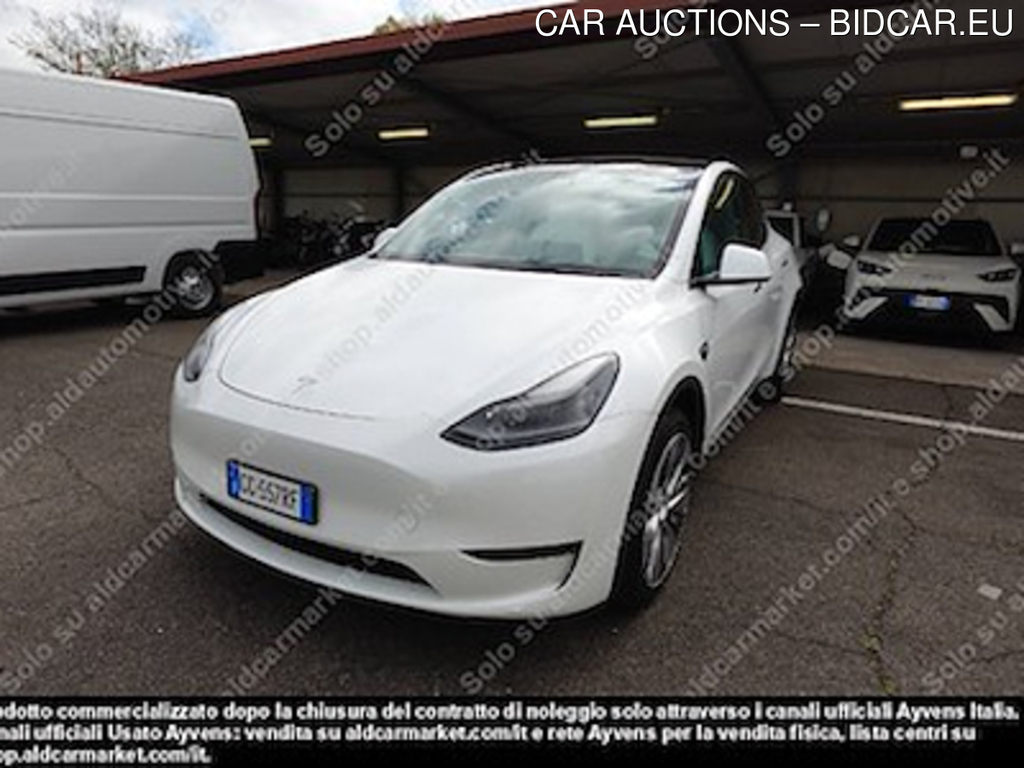 Tesla model Y 75 kwh dual -
