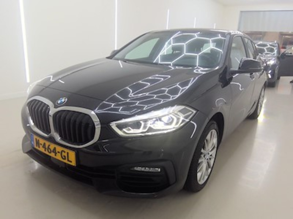 BMW 1-Serie 120iA Business Edition Plus 5d
