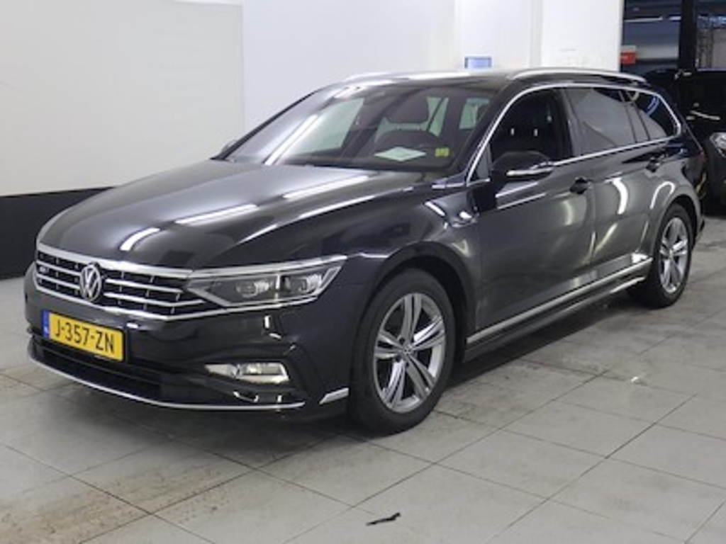 Volkswagen Passat variant 1.5 TSI 7-DSG R-Line Business+ 5d