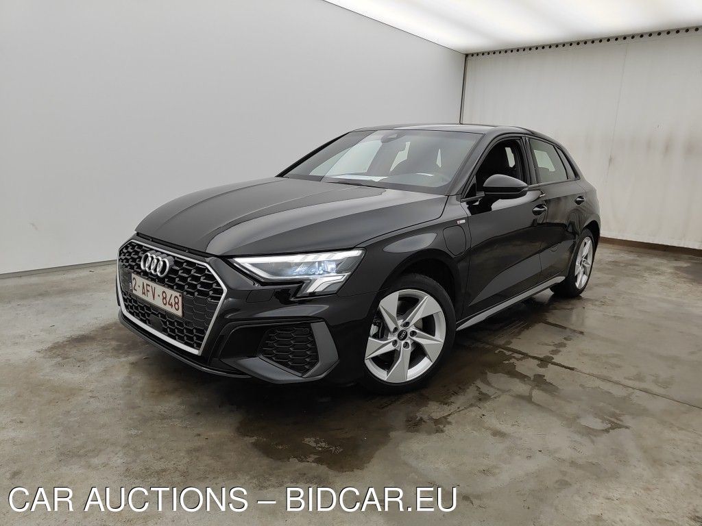 Audi A3sportback-8ya SPORTBACK 1.4 40 TFSI E S LINE 5D, 2021