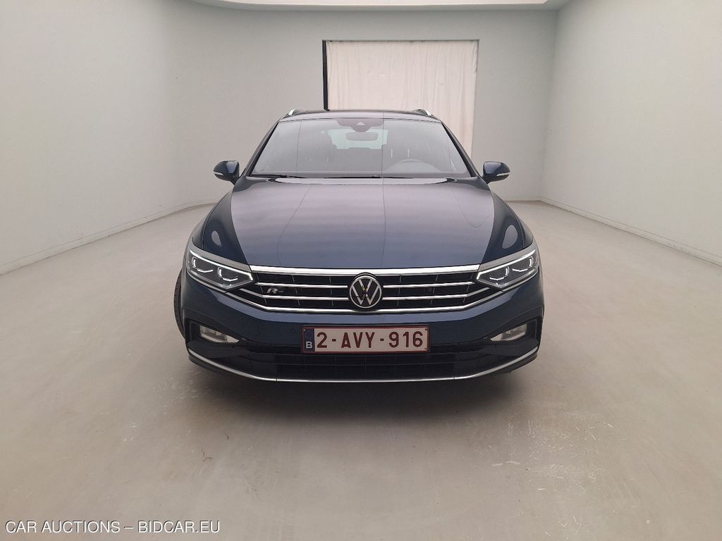 Volkswagen Passat-variant- VARIANT FL19. VOLKSWAGEN PASSAT VARIANT 2.0 TDI SCR 110KW DSG7 E, 2021