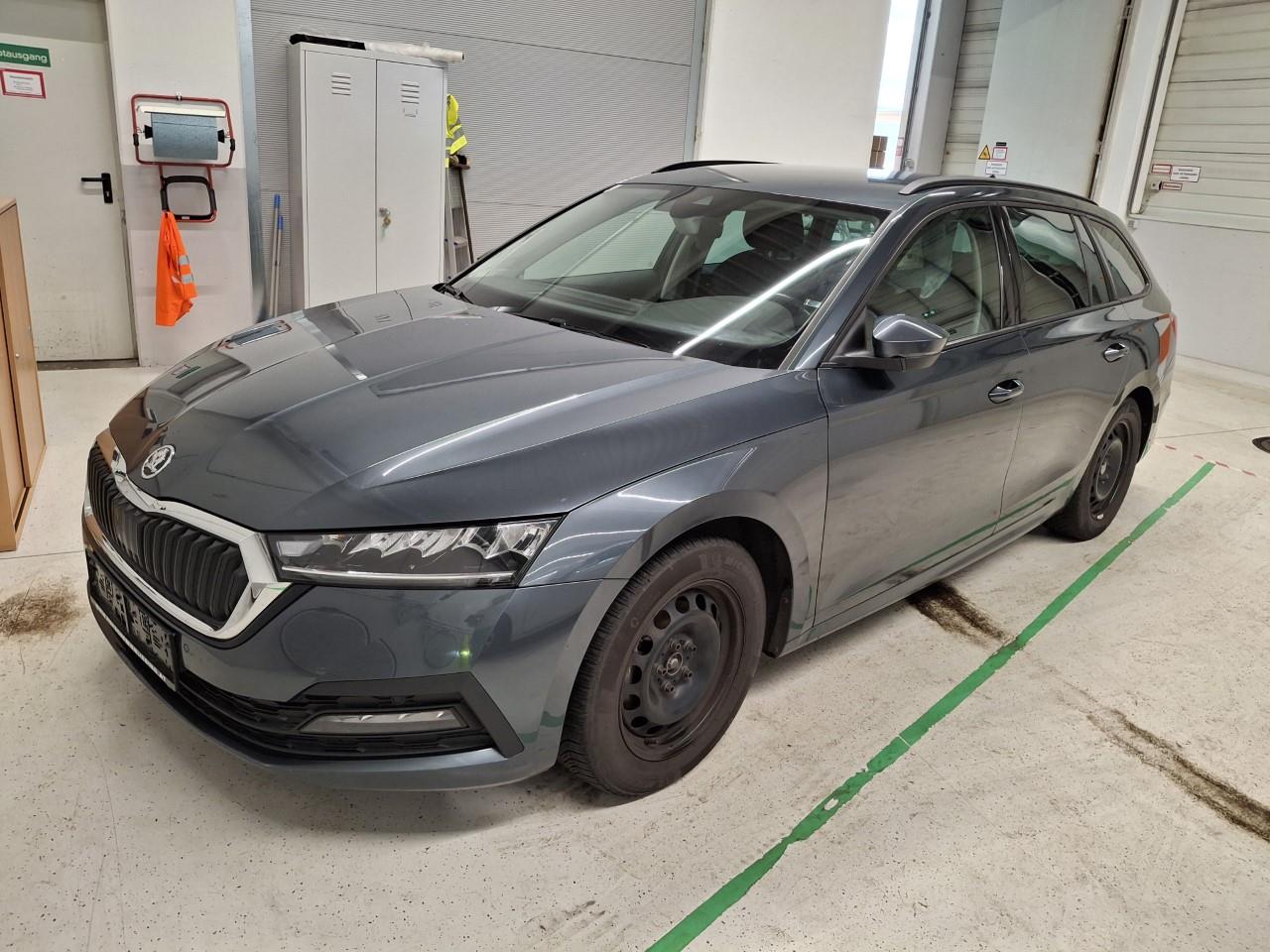 Skoda OCTAVIA Combi 2,0 TDI Ambition DSG 85KW